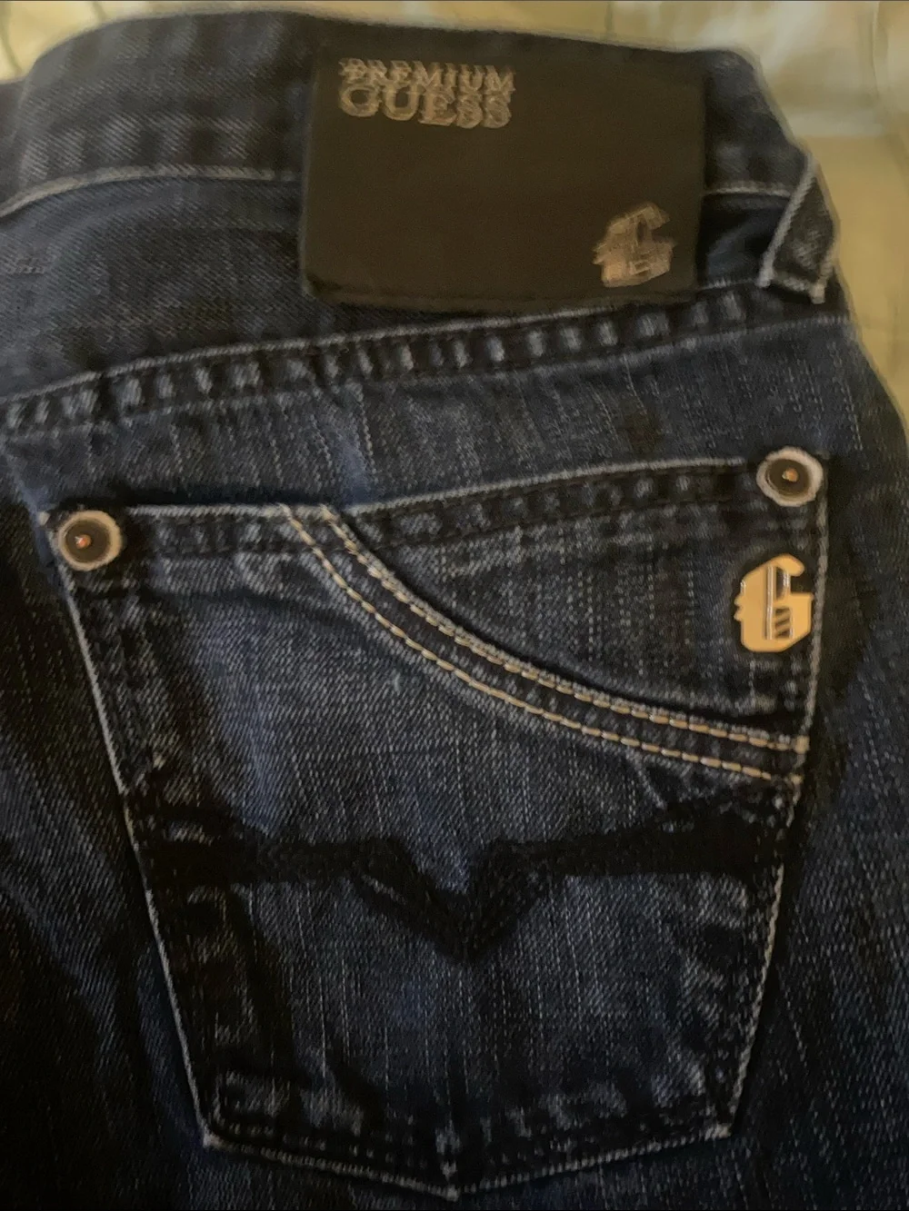 GUESS Men's Navy Slim Straight Jeans
